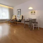 In Апартаменты
